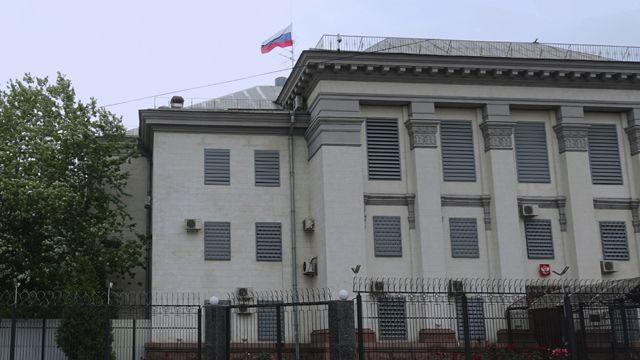 У Київраді пропонують виселити посольство Росії в Києві