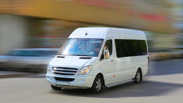 Автобус на трассе