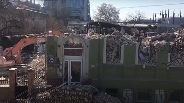 У Києві зруйнували будинок Уткіна