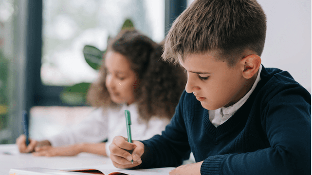 Шкільні ярмарки у Києві 2021