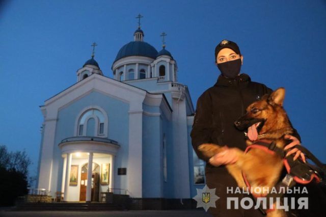 Як Україна відсвяткувала Великдень 2021 під час карантину Фото 1 Як Україна відсвяткувала Великдень 2021 під час карантину Фото 1