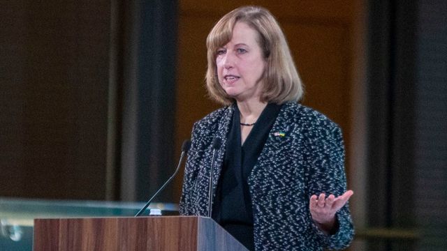 крістіна квін