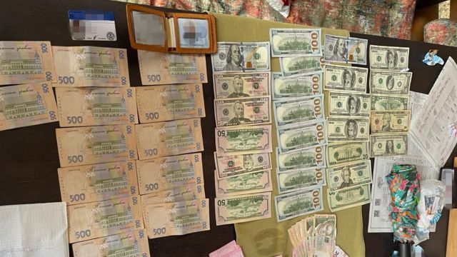 Радник ректора київського ВНЗ торгувала дипломами – що відомо про злочин