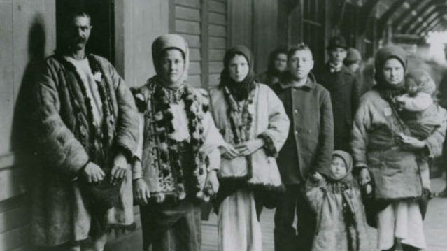 Еміграція українців