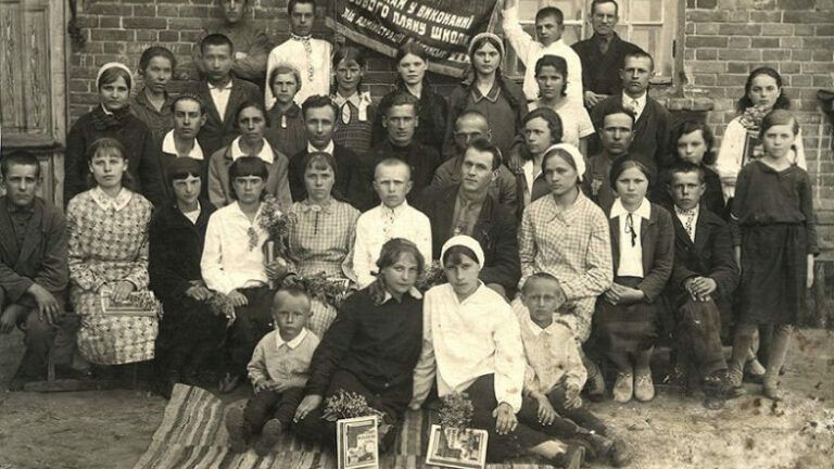 Українізація в УСРР