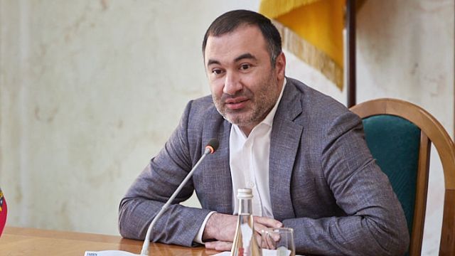 Артур Товмасян
