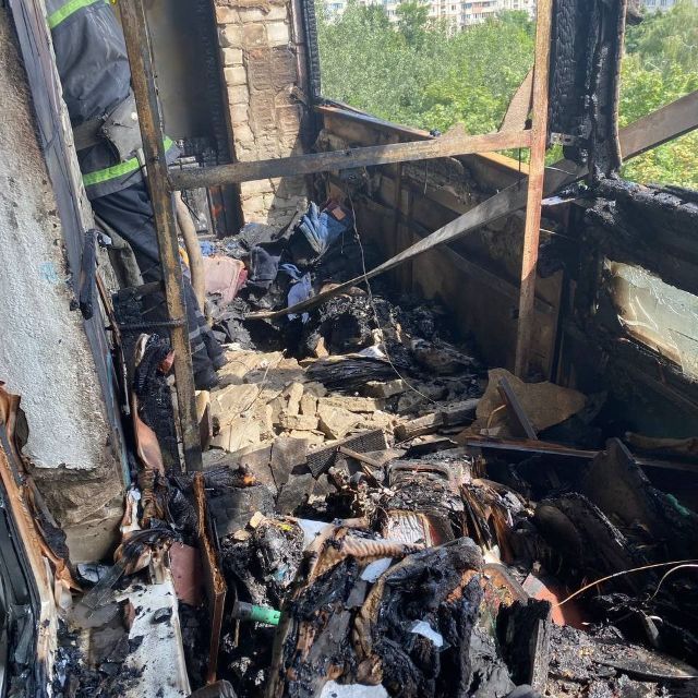 Пожар в Харькове: пламя вспыхнуло в 9-этажке Фото 1 Пожежа в Харкові: подробиці пожежі Фото 1