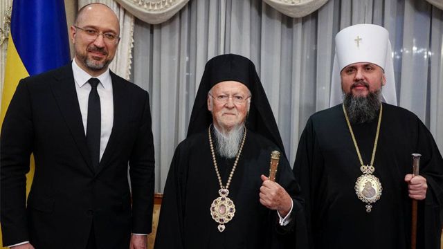 Символічний і важливий візит: в Україну прибув Вселенський Патріарх Варфоломій