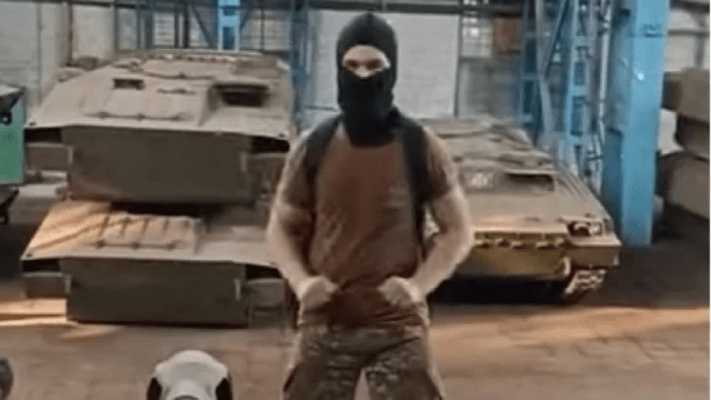 У Харкові блогери проникли до цеху з військовою технікою – ВІДЕО