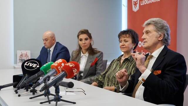 Відкриття аудиторії КНУ