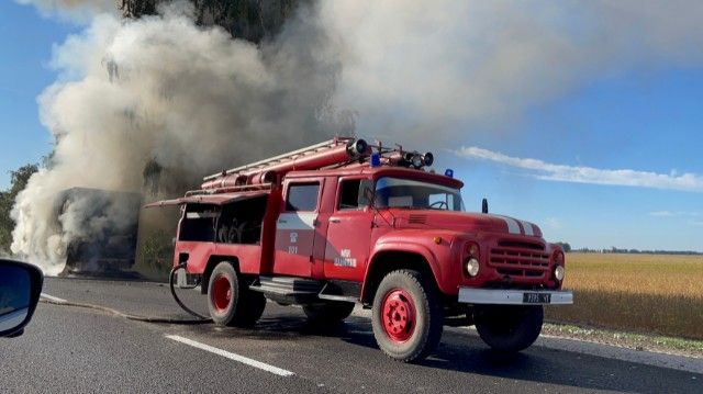 Пожежа на трасі Черкаси – Київ Пожежа на трасі Черкаси – Київ