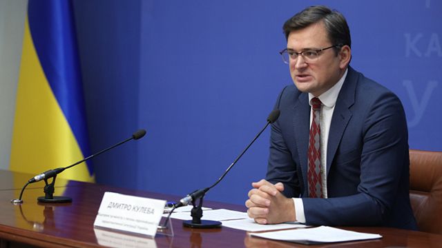 Зеленський говорив би тет-а-тет з Путіним з наступальних позицій — Кулеба