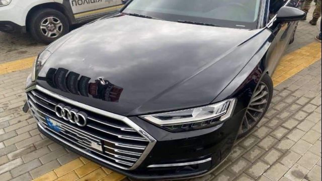 Обстрел автомобиля Сергея Шефира: первые фото с места происшествия