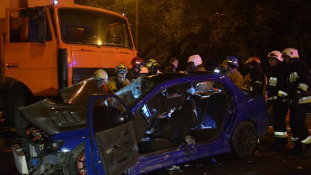 Трюки на дорозі, які вбивають: топ ДТП в Україні