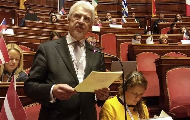 Пішов з життя співголова міжпарламентської ради Україна-НАТО Оярс Калниньш