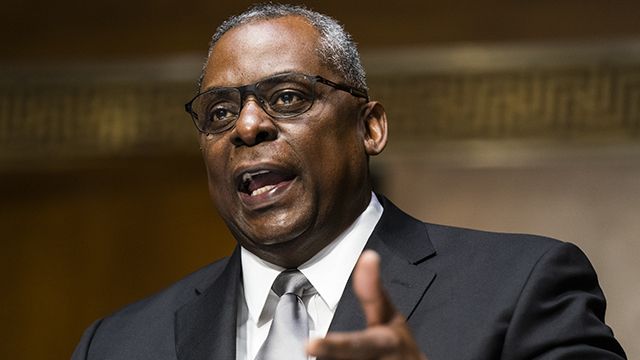 Ллойд Остін