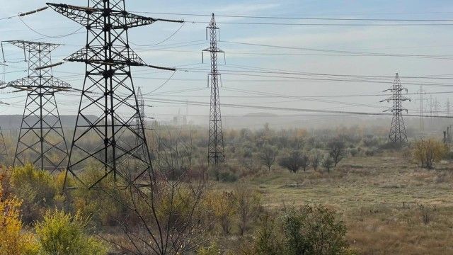 Просять менше ходити містом: у Кривому Розі сталася пилова буря