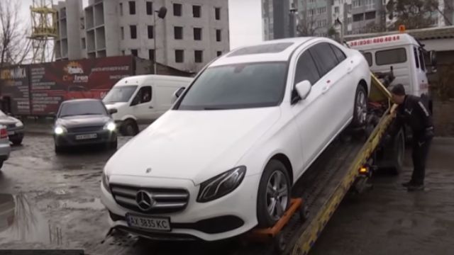 у мешканця Харкова забрала авто за несплату штрафів
