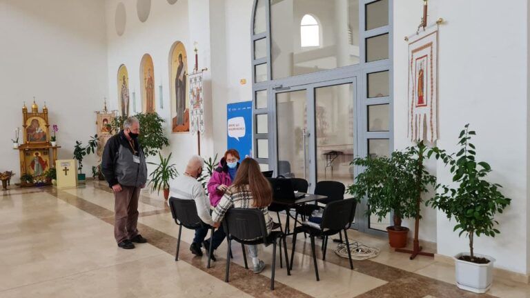 В Патриаршем соборе в Киеве открыли пункт вакцинации: чем прививают и как будет работать