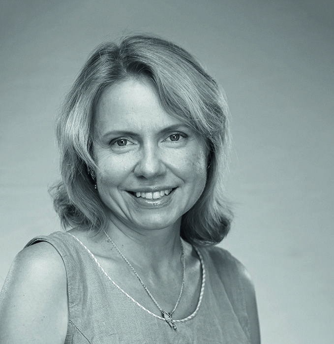 Елена Астахова