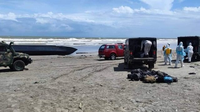 Біля берегів Малайзії перекинувся човен із мігрантами: є загиблі