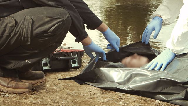 Топил в пожарном водоеме: в Бродах мужчину будут судить за изнасилование старшей подруги