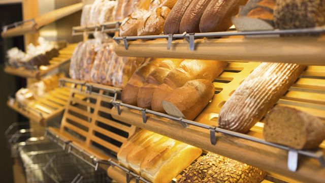 Держрегулювання цін на батон і олію ввели в Україні – постанова