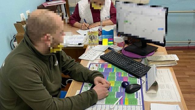 В Киеве разоблачили схему подделки международных сертификатов о вакцинации