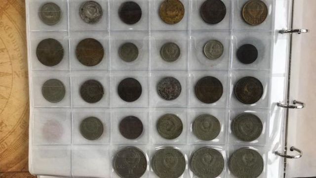 Заховали у багажнику: з України намагалися вивезти старовинні предмети та холодну зброю Фото 1 З України намагалися вивезти старовинні предмети та холодну зброю Фото 1