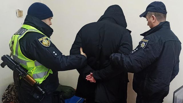 На очах доньки: у Трускавці 30-річний чоловік розправився зі своїм начальником