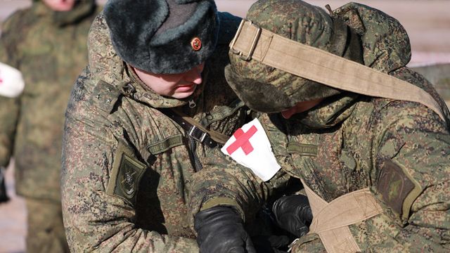 Трупи росіян з України везуть до Білорусі та ховають неподалік міст Гомель та Мозир