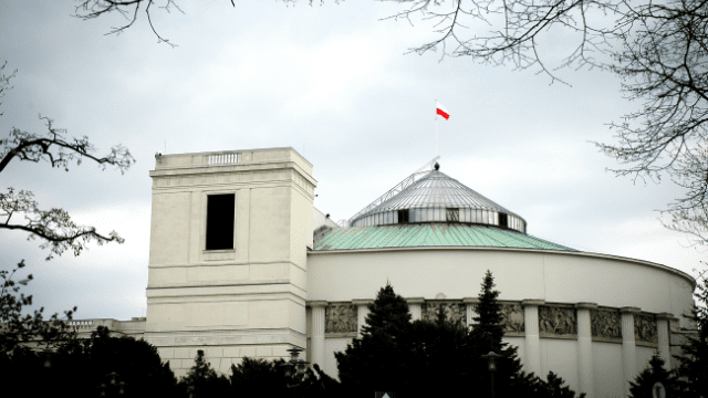 Парламент Польщі