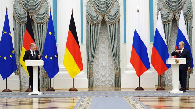 Олаф Шольц і Володимир Путін