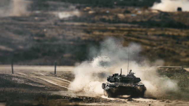 російські танки