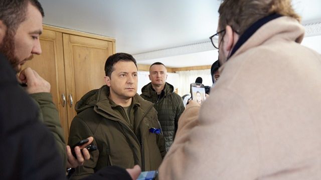 Большая провокация: Зеленский отреагировал на обстрел детсада в Станице Луганской