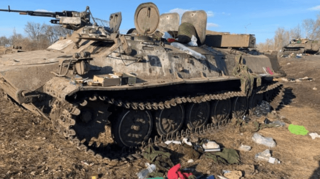 Підбитий російський танк