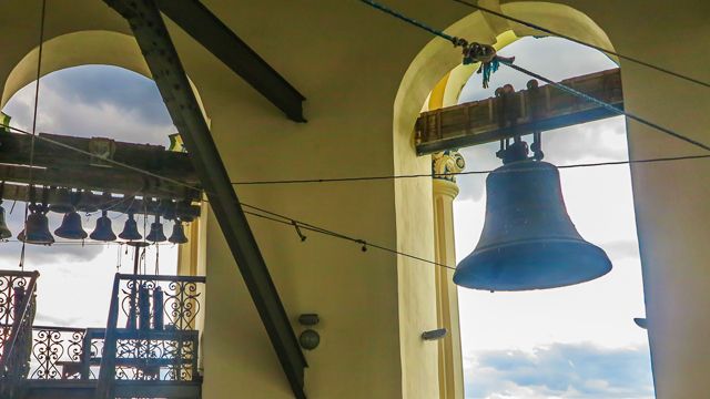 Не лише сирени: українців попереджуватимуть про небезпеку церковними дзвонами