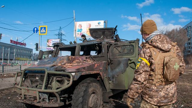 Спалений автомобіль військ РФ