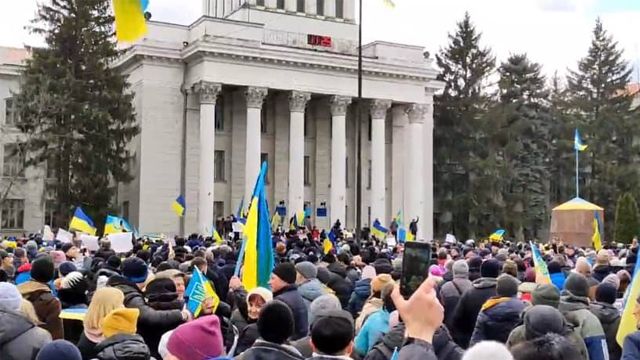 Херсонщина та Мелітополь є і будуть Україною: місцеві ради ухвалили звернення