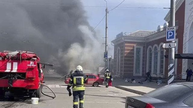 Краматорск новости: как на обстрел железнодорожного вокзала отреагировали в МИД Великобритании
