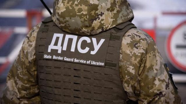 В Україні знову обмежили виїзд за кордон для студентів міжнародних вишів