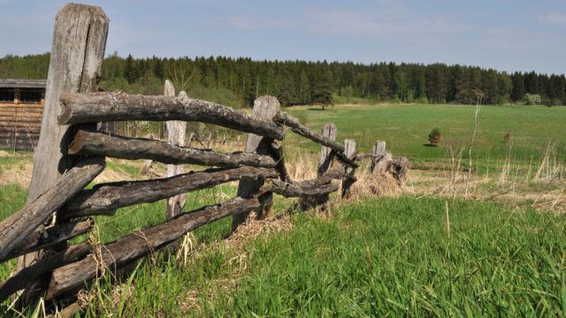 росія