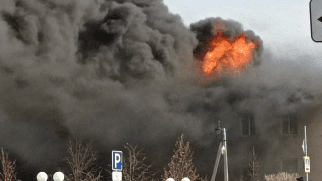 Пожар в Тюмени — в Ишиме горит ТЦ