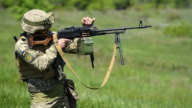 Нацбанк предлагает запретить стягивать долги за кредиты с защитников Украины