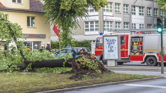В Германии зафиксировали три торнадо – есть пострадавшие