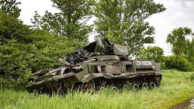 російський танк