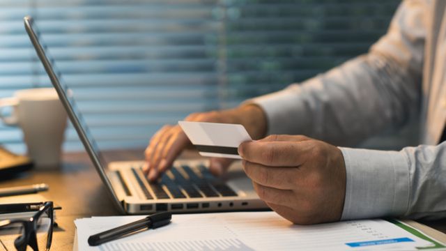 Що робити, якщо виконавча служба заблокувала рахунки