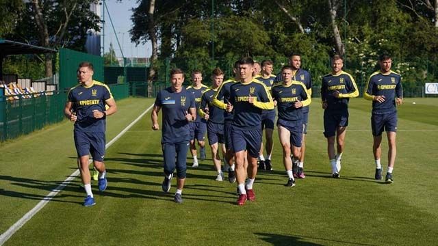 Збірна України з футболу