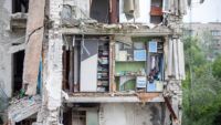 Пошкоджене житло, війна в Україні