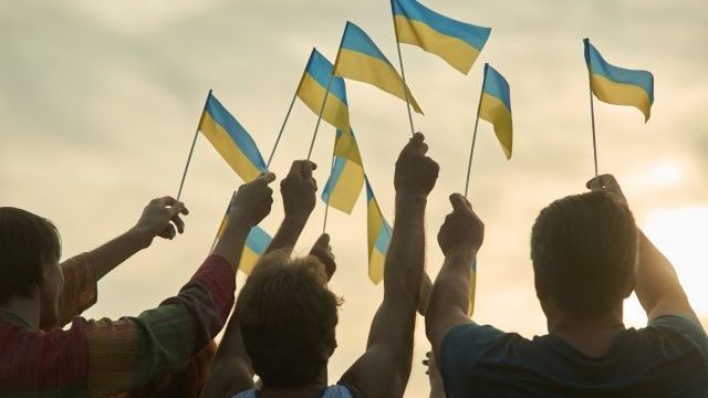 Псевдоісторичні програми та “черга за паспортом РФ”: окупанти поширюють фейки про ЗСУ
